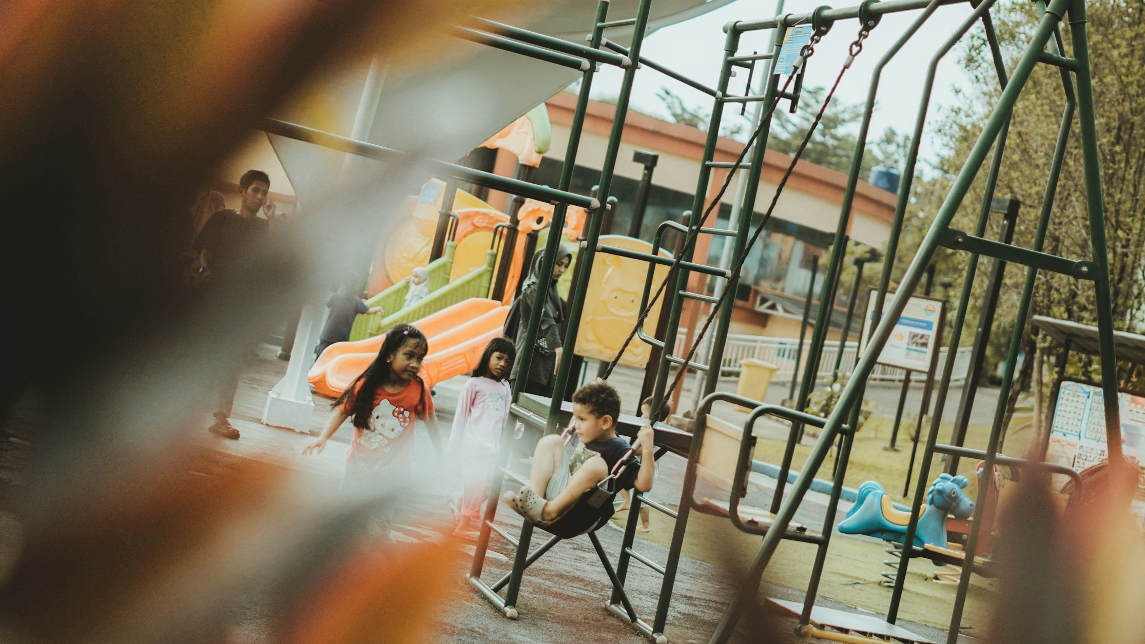 Pendampingan anak-anak di lokasi pengungsian